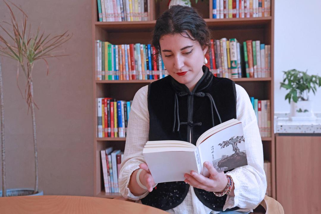 酷爱中国历史 翻译贾平凹著作（世界视角 西安故事）西班牙姑娘贝白：在西安将梦想照进现实